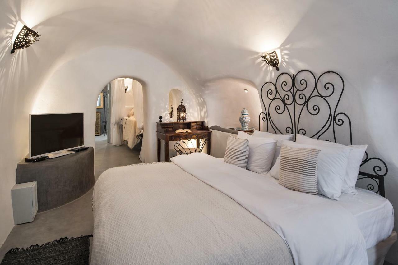 Dandy Cave - Romantic Private & Luxurious - Waterfall Pool - Hot Tub -up To 8 People Emporio (Santorini)