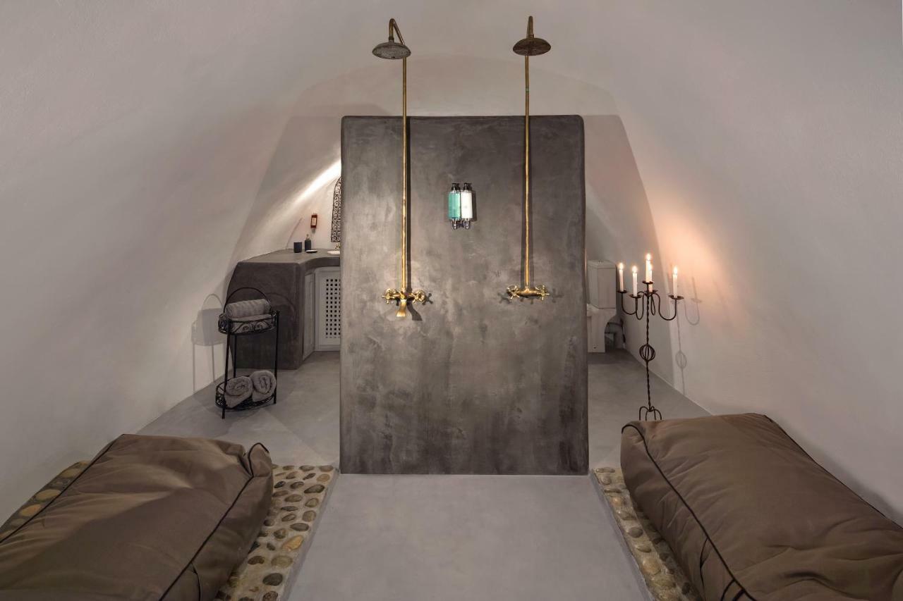 Dandy Cave - Romantic Private & Luxurious - Waterfall Pool - Hot Tub -up To 8 People * Emporio (Santorini)